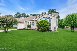 122 Westport Dr, Toms River Township, NJ 08757 - Photo 1