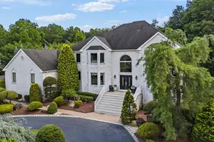 320 Sinclair Ct, Morganville, NJ 07751 - Photo 1