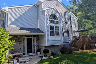 49 Rozalyn Ln, Laurence Harbor, NJ 08879 - Photo 1