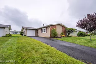 123 Whittier Rd, Brick, NJ 08724 - Photo 1