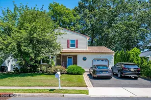 76 Scenic Dr, Freehold, NJ 07728 - Photo 1