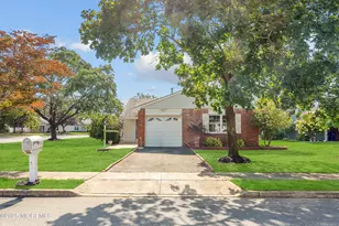 1 Reef Pl, Brick, NJ 08723 - Photo 1