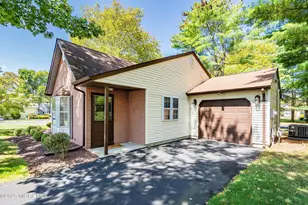 5 Morden Close, Freehold, NJ 07728 - Photo 1