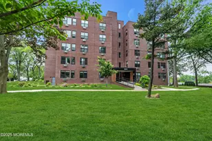 3011 Edwin Ave, Fort Lee, NJ 07024 - Photo 1