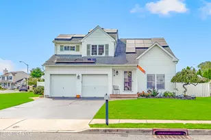 16 E Shenendoah Rd, Howell Township, NJ 07731 - Photo 1