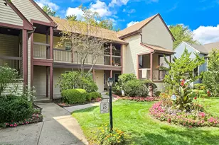 10F Benjamin Franklin Dr, Monroe Township, NJ 08831 - Photo 1