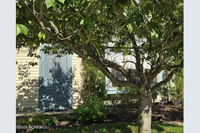 31 Balmoral Court, Aberdeen Township, NJ 07747 - Photo 1