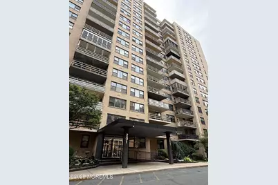201 St Pauls Avenue #8F, Jersey City, NJ 07306 - Photo 1