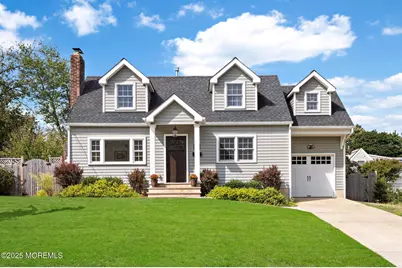 109 Robinson Place, Shrewsbury, NJ 07702 - Photo 1