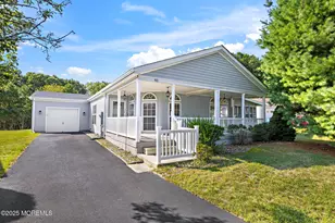 40 Pine Grove Ave, Manahawkin, NJ 08050 - Photo 1