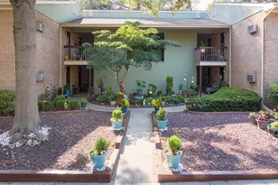 224 Medford Ct, Manalapan Township, NJ 07726 - Photo 1