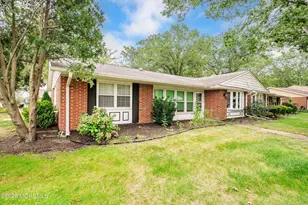 612A Lake Point Dr, Lakewood, NJ 08701 - Photo 1