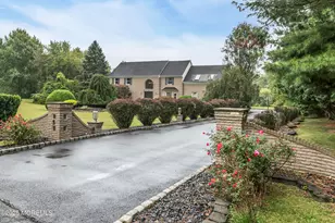 5 Queen Ct, Manalapan Township, NJ 07726 - Photo 1