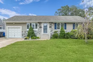 114 Crescent Dr, Brick, NJ 08724 - Photo 1