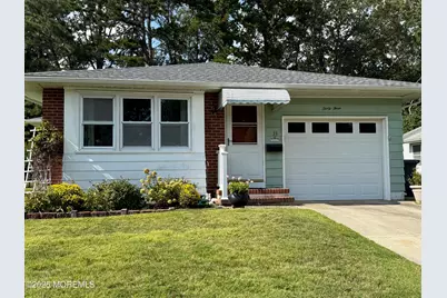 33 Sunflower Lane, Toms River Township, NJ 08755 - Photo 1