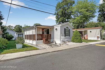 4 South Drive, East Windsor Township, NJ 08520 - Photo 1