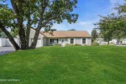 912 New Jersey Avenue, Toms River Township, NJ 08753 - Photo 1