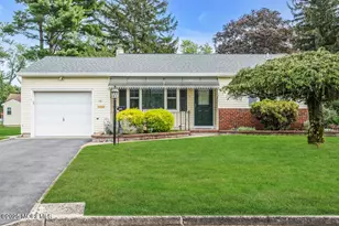 1101 S Waterberry Ct S, Toms River Township, NJ 08757 - Photo 1