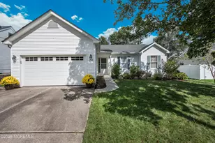 137 Skipper Rd, Manahawkin, NJ 08050 - Photo 1