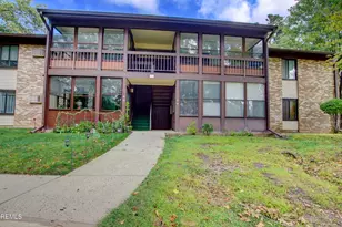 138 Amberly Dr, Manalapan Township, NJ 07726 - Photo 1