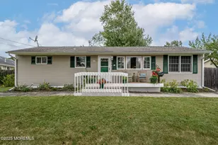 121 Orangewood Dr, Brick, NJ 08723 - Photo 1