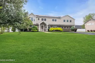 17 Yorktowne Dr, Manalapan Township, NJ 07726 - Photo 1