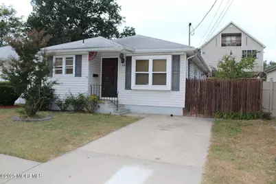 11 Center Avenue, Keansburg, NJ 07734 - Photo 1