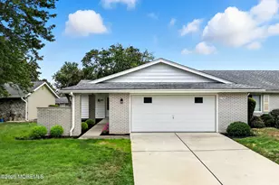 172 Warren Rd, Monroe Township, NJ 08831 - Photo 1