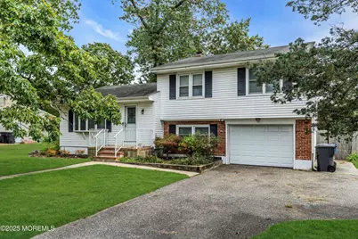 17 Ridgewood Drive, Toms River Township, NJ 08755 - Photo 1