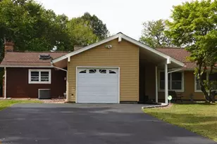 5 Summit Ave, Manalapan Township, NJ 07726 - Photo 1