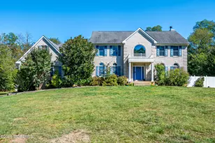 29 N Disbrow Hill Rd, Monroe Township, NJ 08831 - Photo 1