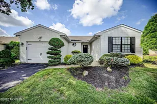 41 Lakeview Dr, Marlboro Township, NJ 07746 - Photo 1