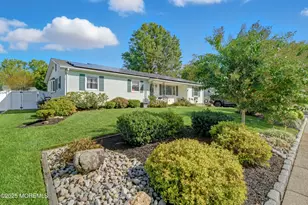 7 Steven Pl, Jackson, NJ 08527 - Photo 1