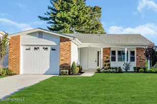 138 Courtshire Dr, Brick, NJ 08723 - Photo 1