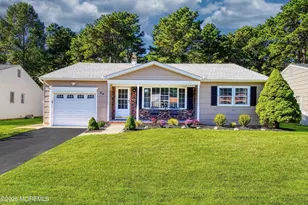 23 Zeeland Dr, Toms River Township, NJ 08757 - Photo 1