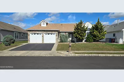 17 Blackpool Way, Toms River Township, NJ 08757 - Photo 1