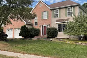 32 Sarah Ln, Howell Township, NJ 07731 - Photo 1
