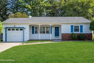 4 Chancellor Ct, Toms River Township, NJ 08757 - Photo 1