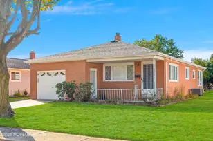 19 Georgetown Dr, Toms River Township, NJ 08757 - Photo 1