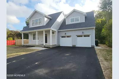 635 E Bay Avenue, Barnegat, NJ 08005 - Photo 1
