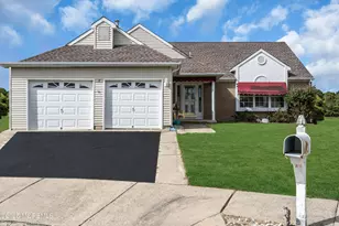 7 Alton Ct, Toms River Township, NJ 08757 - Photo 1