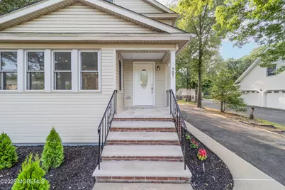 901 Palmer Avenue, Holmdel, NJ 07733 - Photo 1