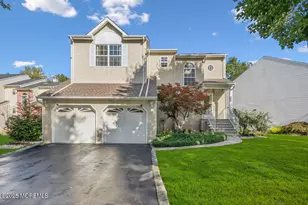 142 Wainwright Dr S, Matawan, NJ 07747 - Photo 1