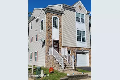 15 Russell Court, Matawan, NJ 07747 - Photo 1