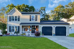 21 Bunker Hill Dr, Howell Township, NJ 07731 - Photo 1