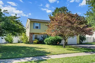 2 Lilac Pl, Howell Township, NJ 07731 - Photo 1