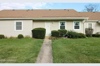 119 Muhlen Platz #E, Freehold, NJ 07728 - Photo 1