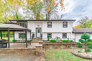 160 Pension Rd, Manalapan Township, NJ 07726 - Photo 1