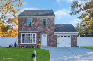 10 Buxton Ct, Barnegat, NJ 08005 - Photo 1