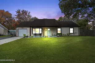 954 Vaughn Ave, Toms River Township, NJ 08753 - Photo 1